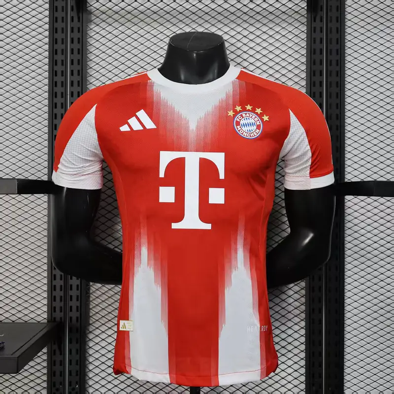Bayern Múnich Roja y blanca (frente)