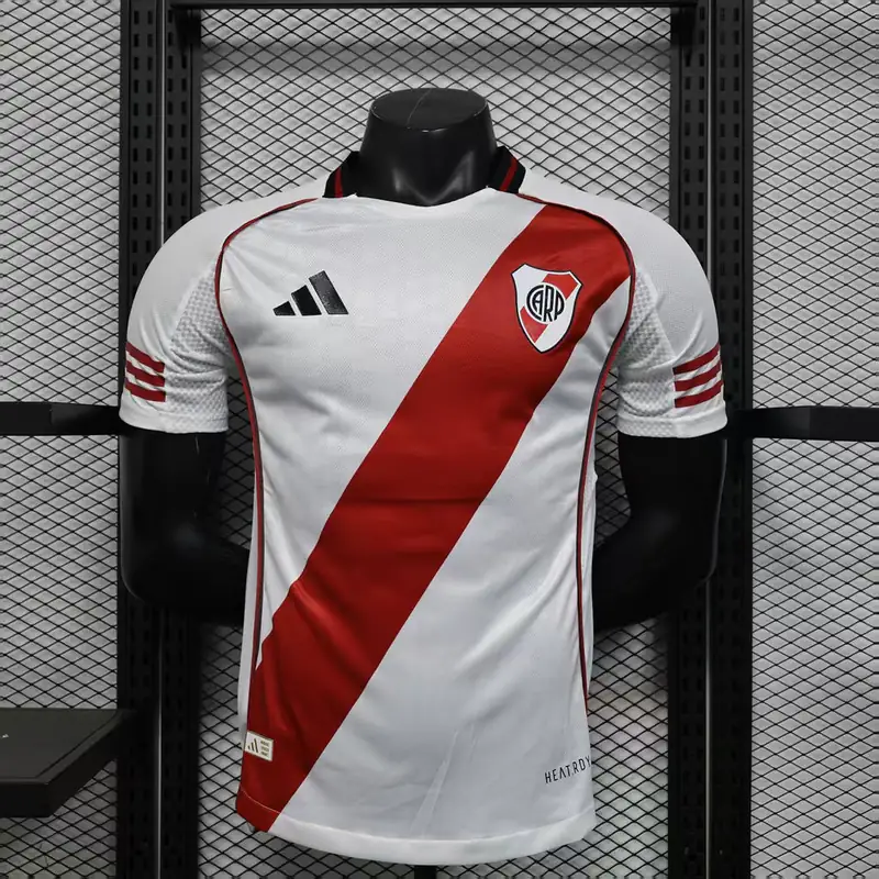 River Plate Titular sin sponsor (frente)
