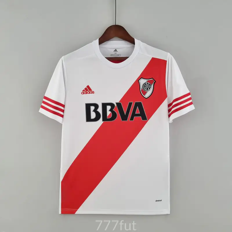River Plate BBVA clásica (frente)
