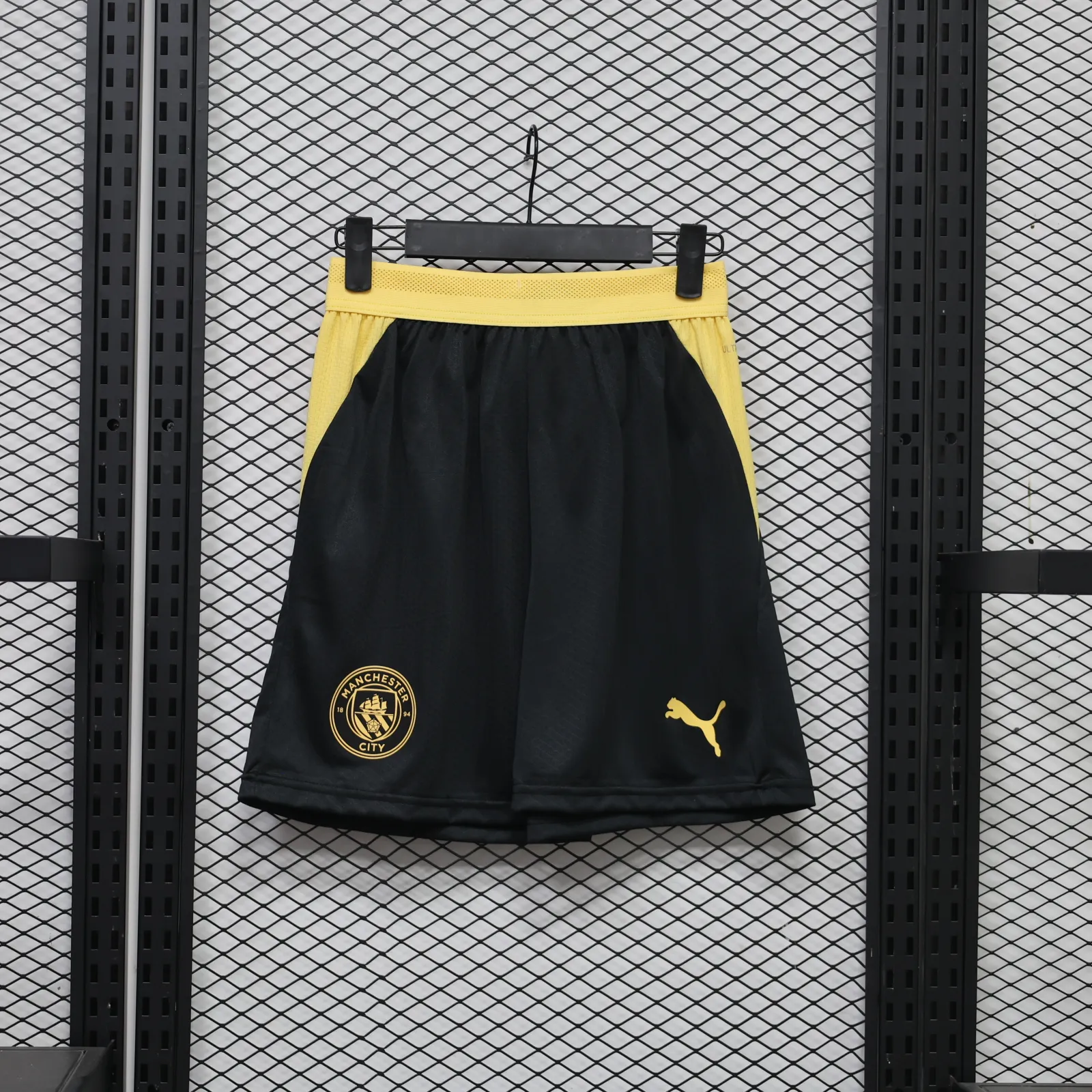 Shorts Man City Suplente 26/27 (frente)