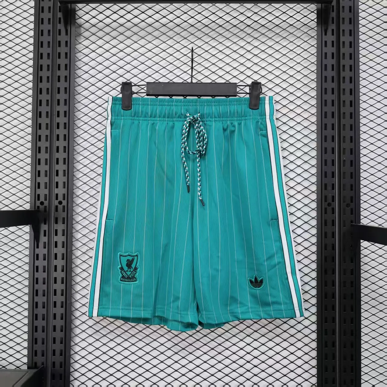 Short Liverpool Icons Verde (frente)