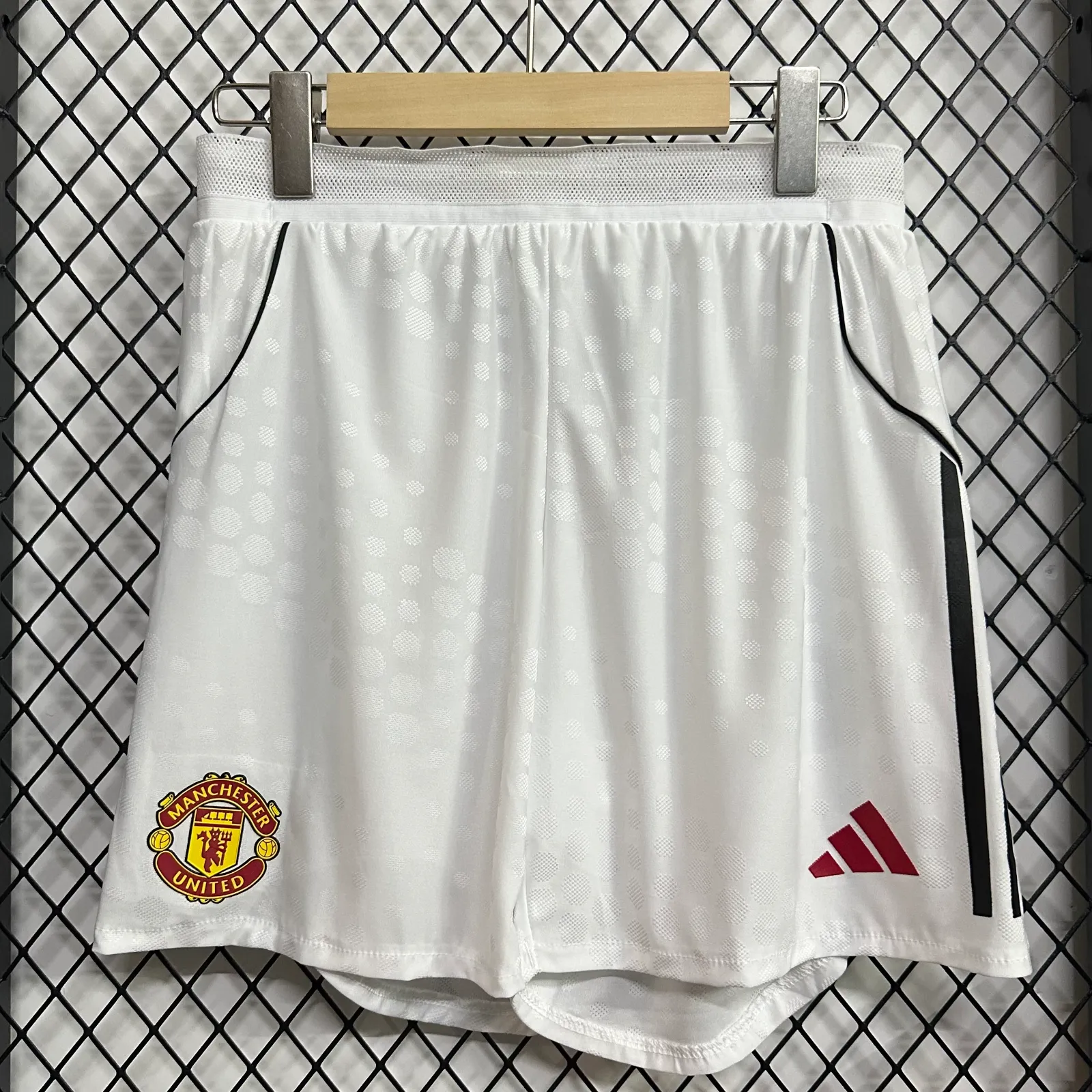 Short Man United Titular 25/26 (frente)