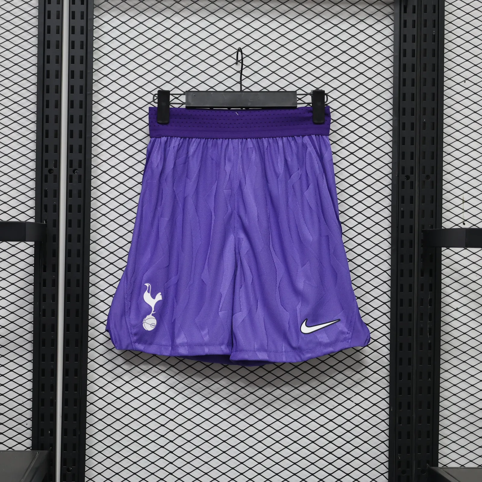 Short Spurs Alternativo 26/27 (frente)