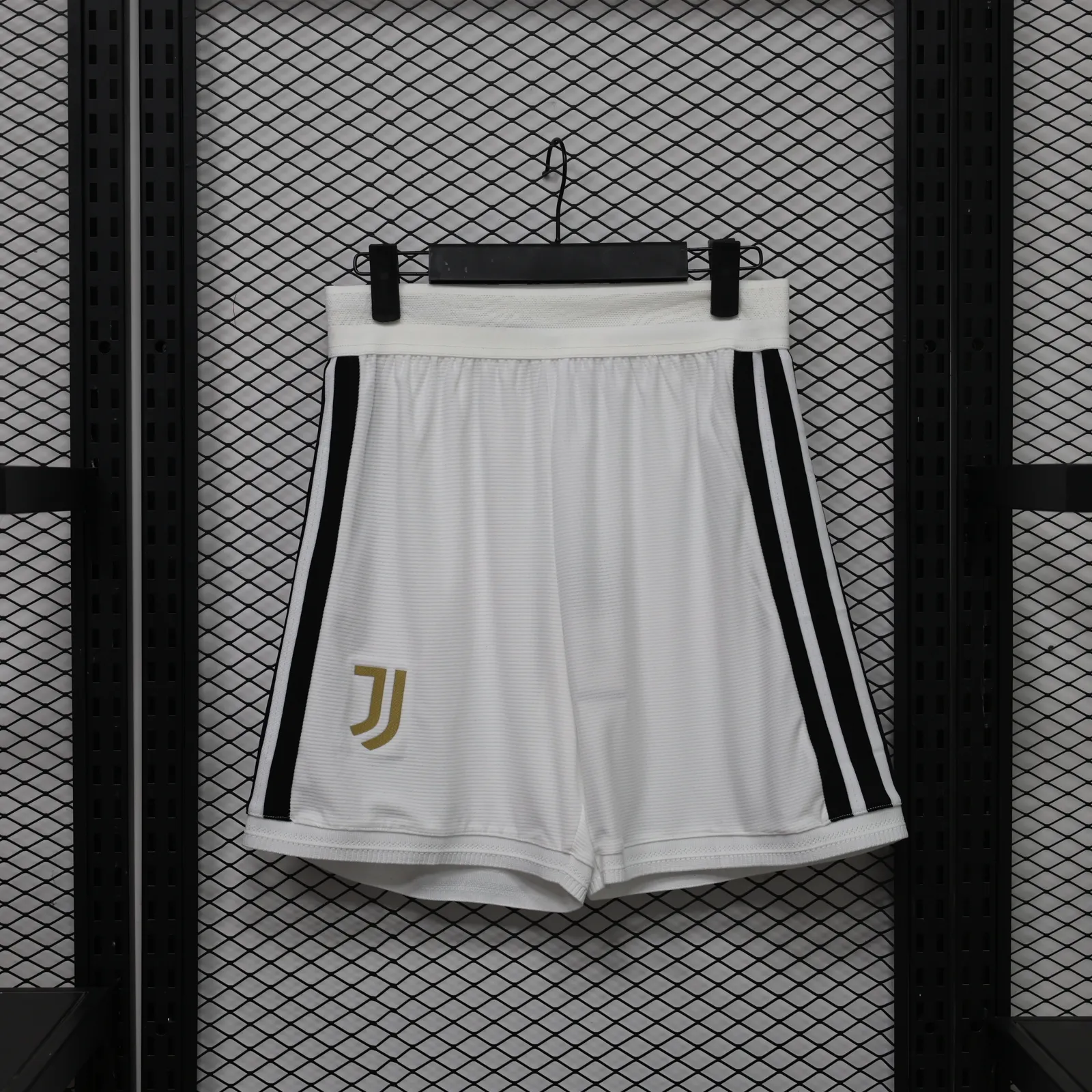 Short Juventus Titular 26/27 (frente)