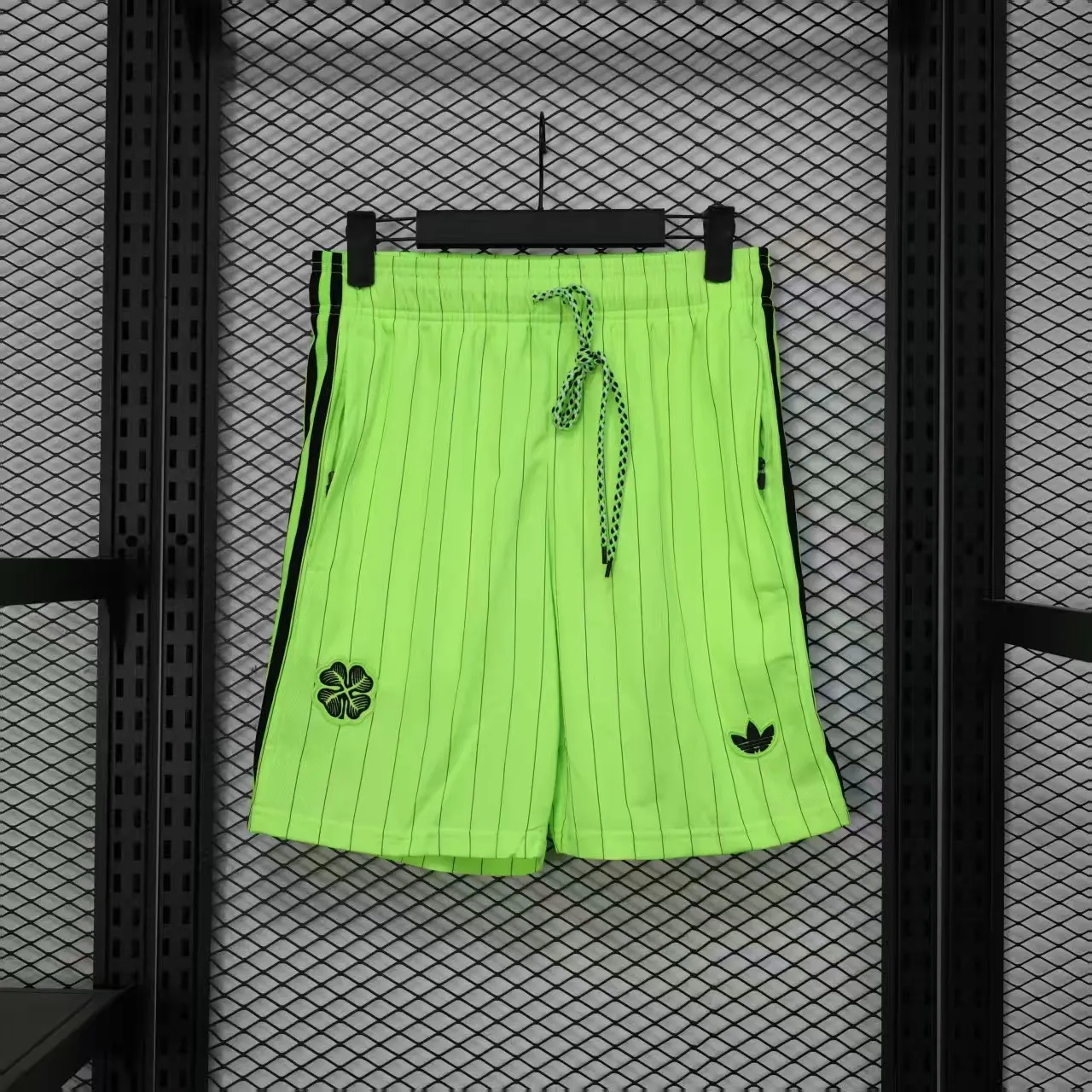 Short Celtic Icons (frente)