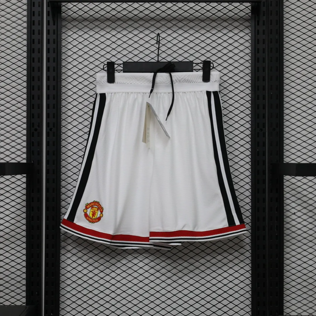 Short Man United Titular 26/27 (frente)