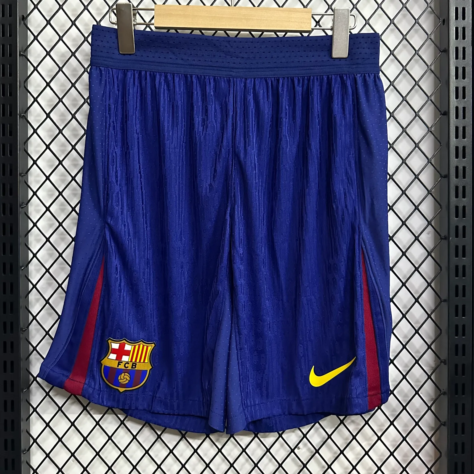 Short Barcelona Titular 25/26 (frente)